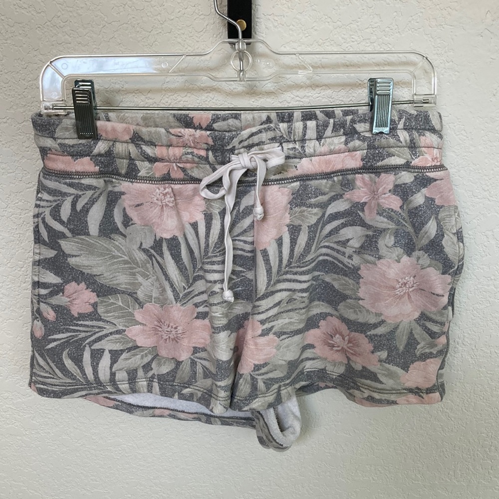 AE Shorts